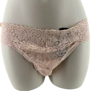 Nordstrom Pale Pink  Floral Lace Felina Delectables Thong Panty L/XL N2122